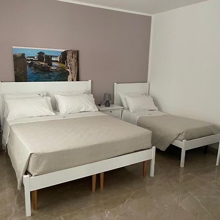 Le 2 Vele Bed and Breakfast Cerfignano Exteriör bild